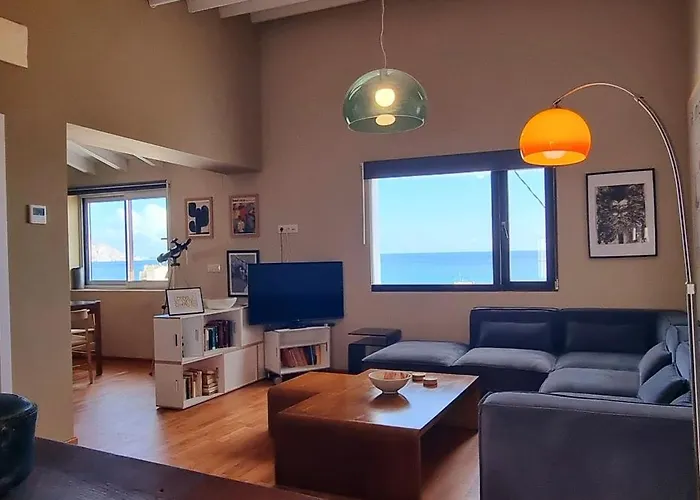 Casa En Casco Antiguo Con Vistas Al Mar